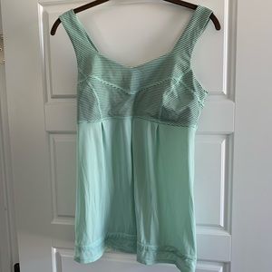 Lulu lemon workout top